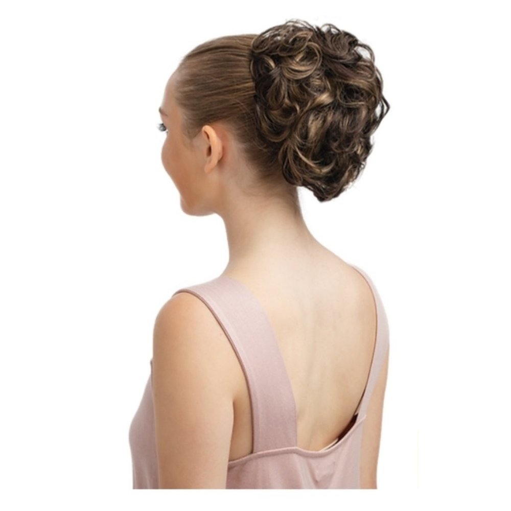 Clip In Ponytail Aplus "Catch Me" ponytail is dark brown with highlights